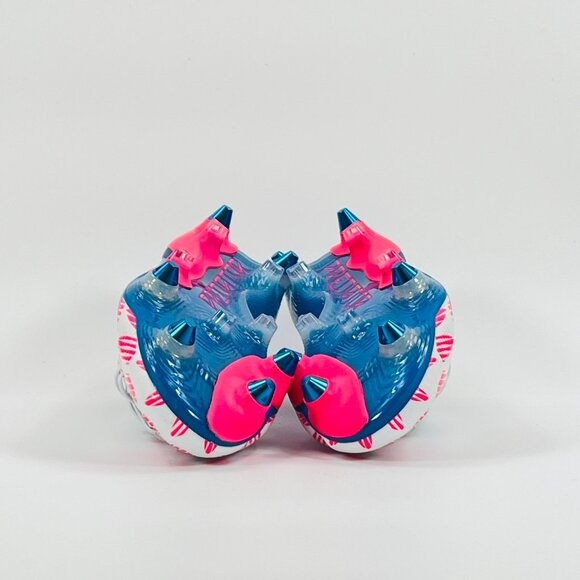 Athletic_Shoes